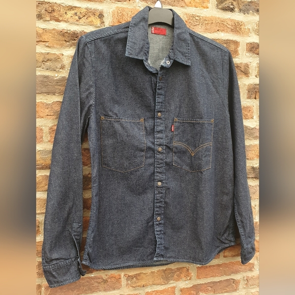 Levi's Red Tab Classic Denim Shirt Dark Wash Men's M - Picture 2 of 11